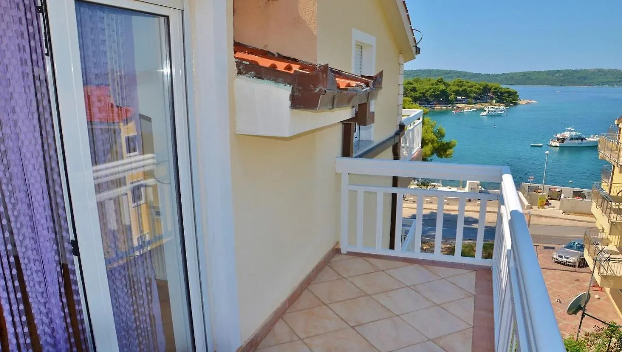 Apartment Apartmani Tomi - Trogir Ciovo Croatia